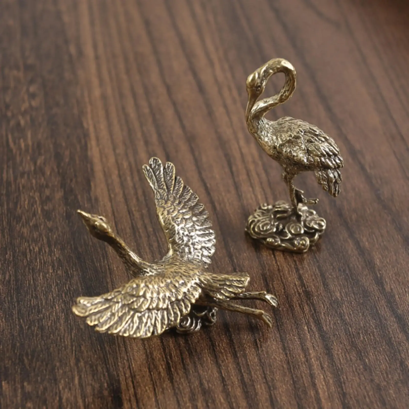 Handcrafted Copper Crane Statue for Home Accent Decor Slender Neck Bird Ornament Antique Finish Gift