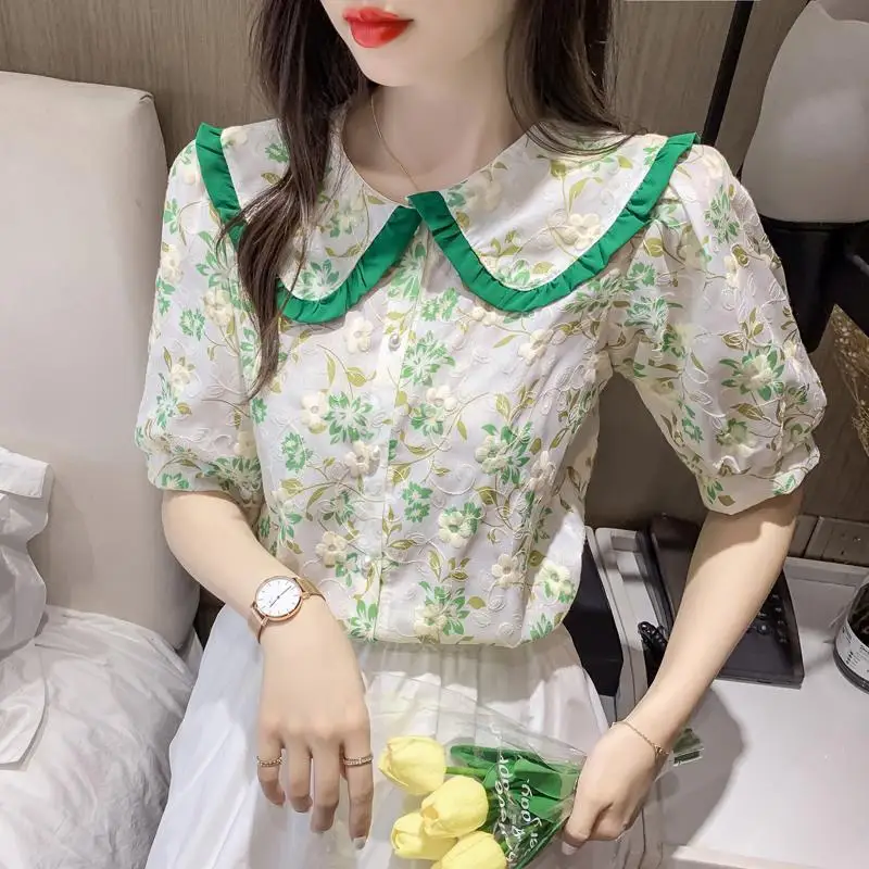 

Summer New Arrival Delicate Embroidered Floral Baby Collar Short Sleeve Chiffon Blouse