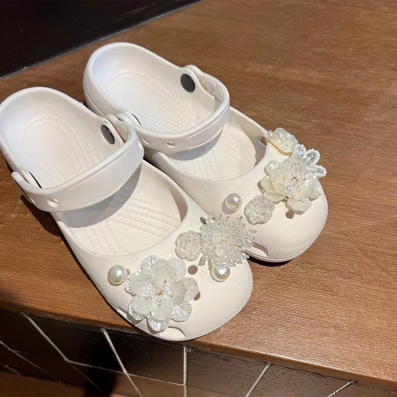 Moonlight Lily Women Girls Soft Style Shoe Charms Crystal Fashion Pearl Flower Shoe Decoration Set DIY Ballet Clogs Accessories