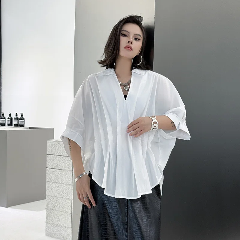 

Large size women's short sleeved shirt, temperament V-neck irregular pleated top, summer loose and personalized women's shirt