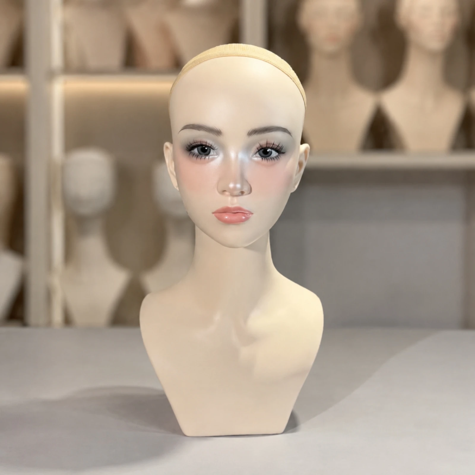 Display Form Lightweight Female Mannequin Head for Retail Shop Owners, Cosplay Styling