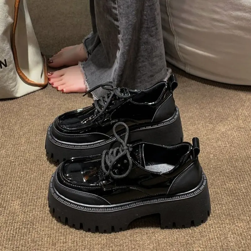 NEW Fashion comfort Patent Leather Platform Oxford Shoes for Women 2024 Spring Casual Lace Up Flats Woman Chunky Shoes