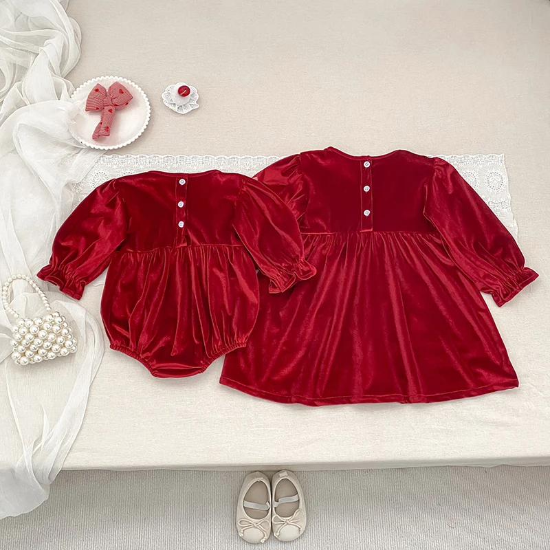 2026 Baby Mädchen Roter Samt-Strampler Langarm Weißer Spitzen-Rüschen-Body Neugeborenen Prinzessin Party Weihnachtsoutfit 0-24M – Detail 17