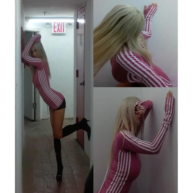 T-shirt abbracciante sui fianchi a maniche lunghe con base per ragazza piccante a righe a contrasto in stile sportivo americano retrò autunno e inverno