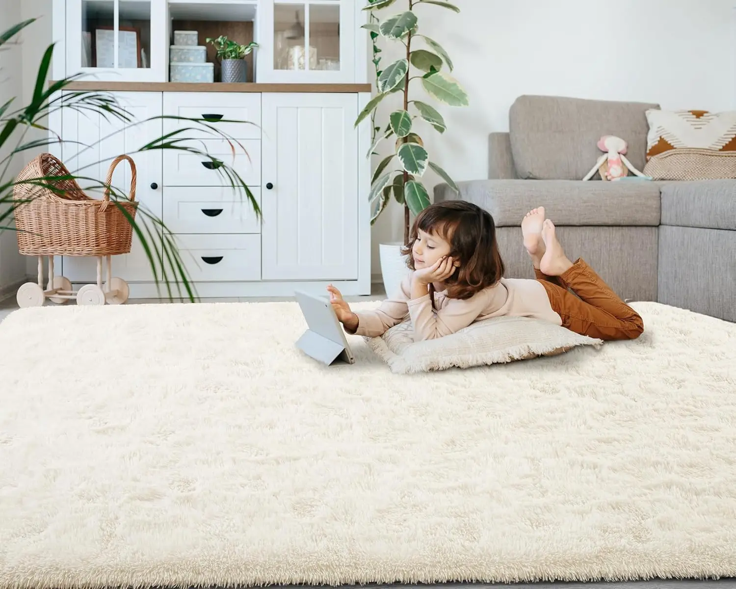 

Rug for Living Room 5.3x7.6 Feet Area Rug for Bedroom Super Soft Shaggy Rugs for Kids Room Fluffy Fuzzy Carpets Long Plush