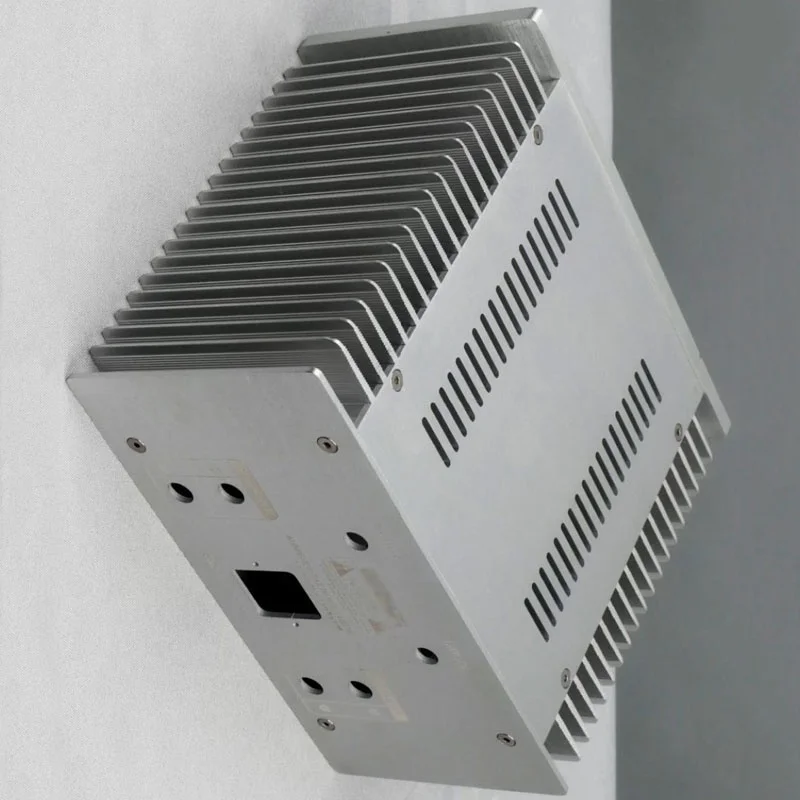 chassis-per-amplificatore-in-alluminio-di-precisione-con-dissipatore-di-calore-bilaterale-240x211x120mm-per-componenti-elettronici