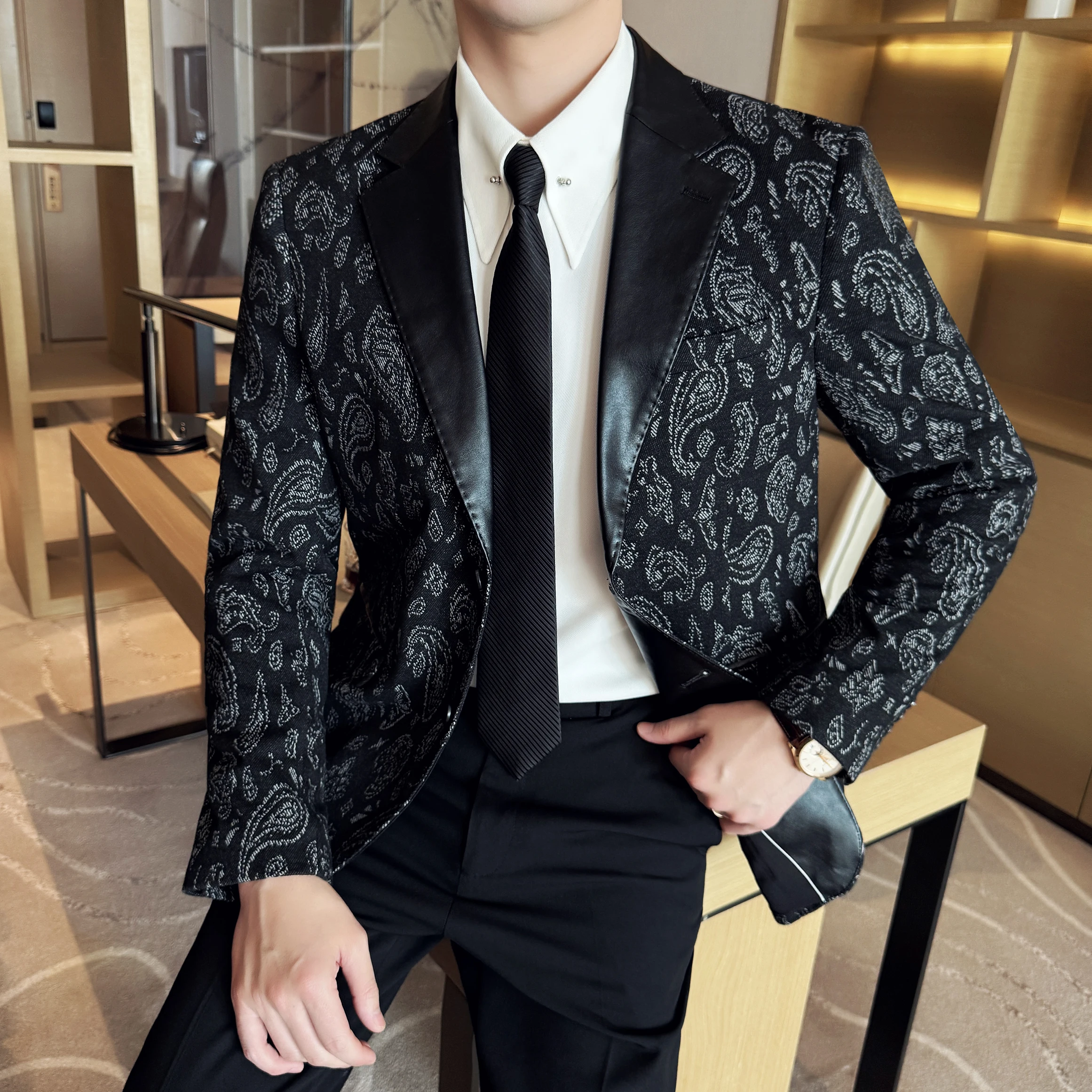 

Luxury Cashew Flower PU Splicing Suit Jacket for Men Business Wedding Groom Suit Jackets Slim Fit Casual Social Party Blazer