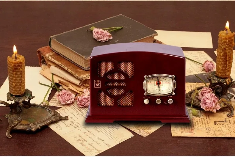 Altavoz de madera de escritorio de radio antiguo antiguo antiguo de radio vintage