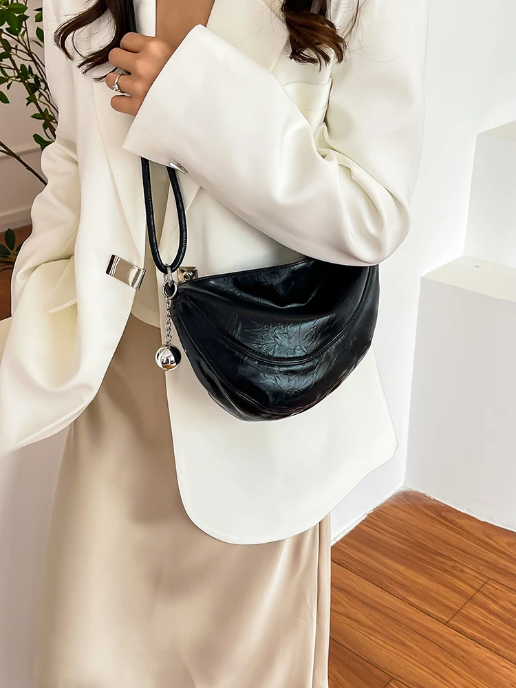 Silver Horned Dumpling Bag Small Size 2026 New Style Commuter Large Capacity Single Shoulder Slant Crossbody Bag
