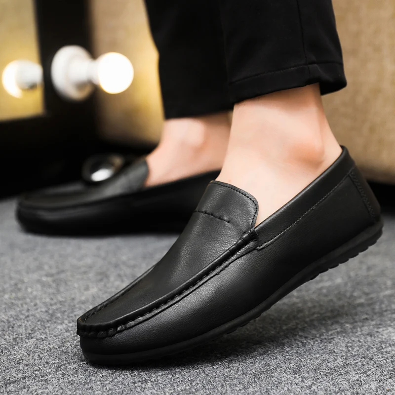 2026 Herren Bootsschuhe Business Atmungsaktive Herren Loafer Mokassins Flache Schuhe Lässige Echtleder-Schuhe Slip-on Rutschfest