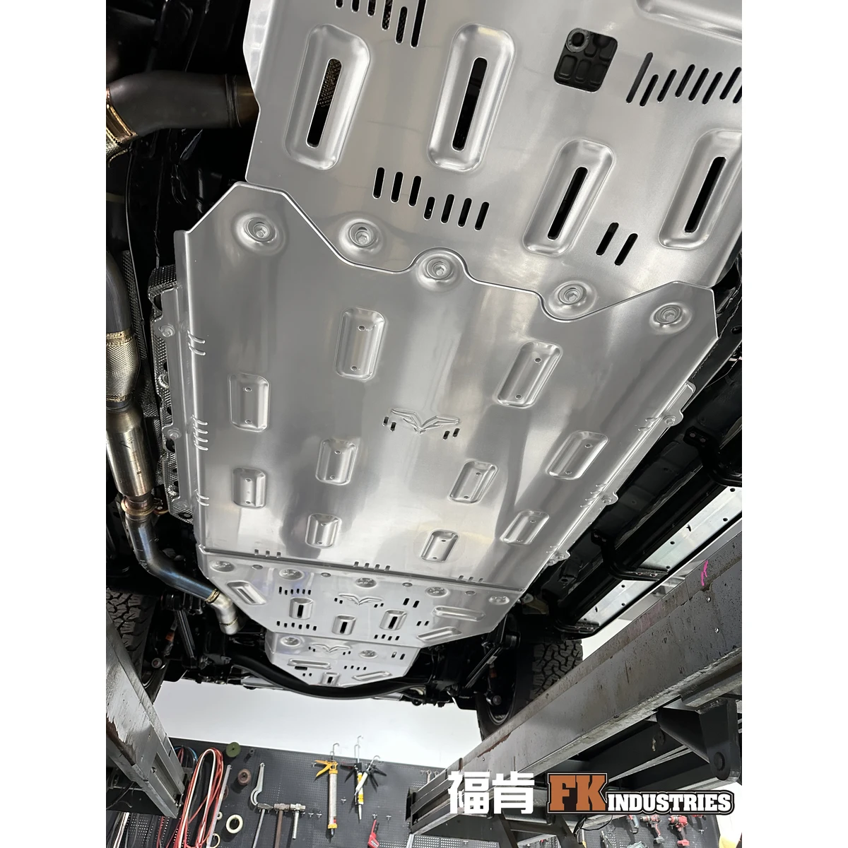 لوحات انزلاقية لملحقات ما بعد البيع GWM TANK 500 HI4Z #4