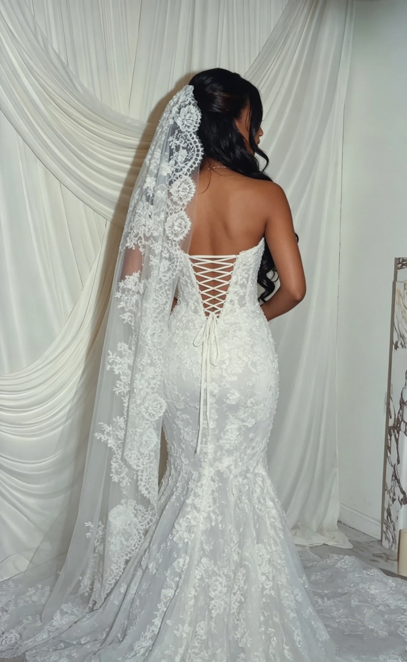Luxurious White Mermaid Wedding Dress Sexy Sweetheart Collar Off Shoulder 3D Flower Lace Beaded Princess Bridal Dress Customized view 2
