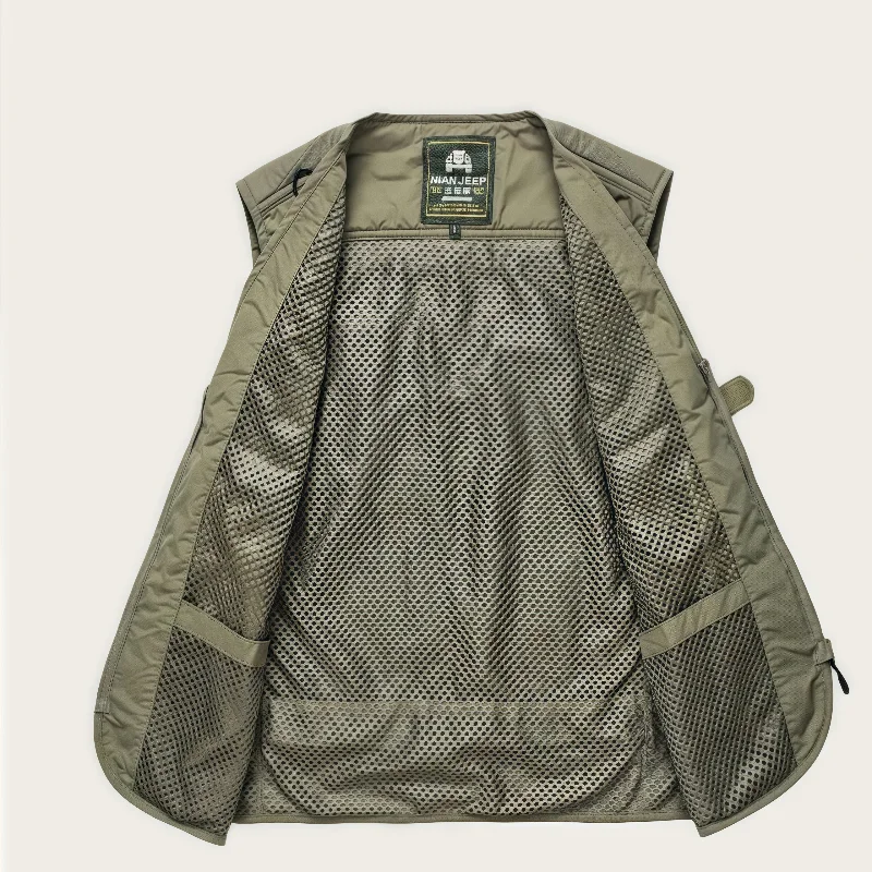 2025 Multi-Pocket Men's Casual Four-Season Outdoor Fishing Vest Photography Gear Clip-On Shoulder Jacket Thin Layer Hiking Vest
