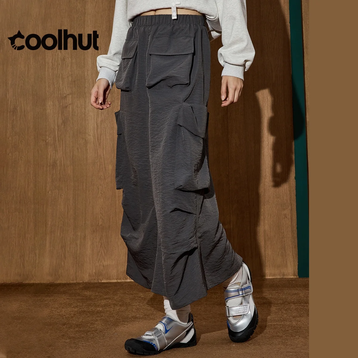 

COOLHUT женская нишевая дизайнерская универсальная макси-юбка 2200, свободная посадка с большими карманами, винтажная рабочая одежда, осенняя повседневная длинная юбка