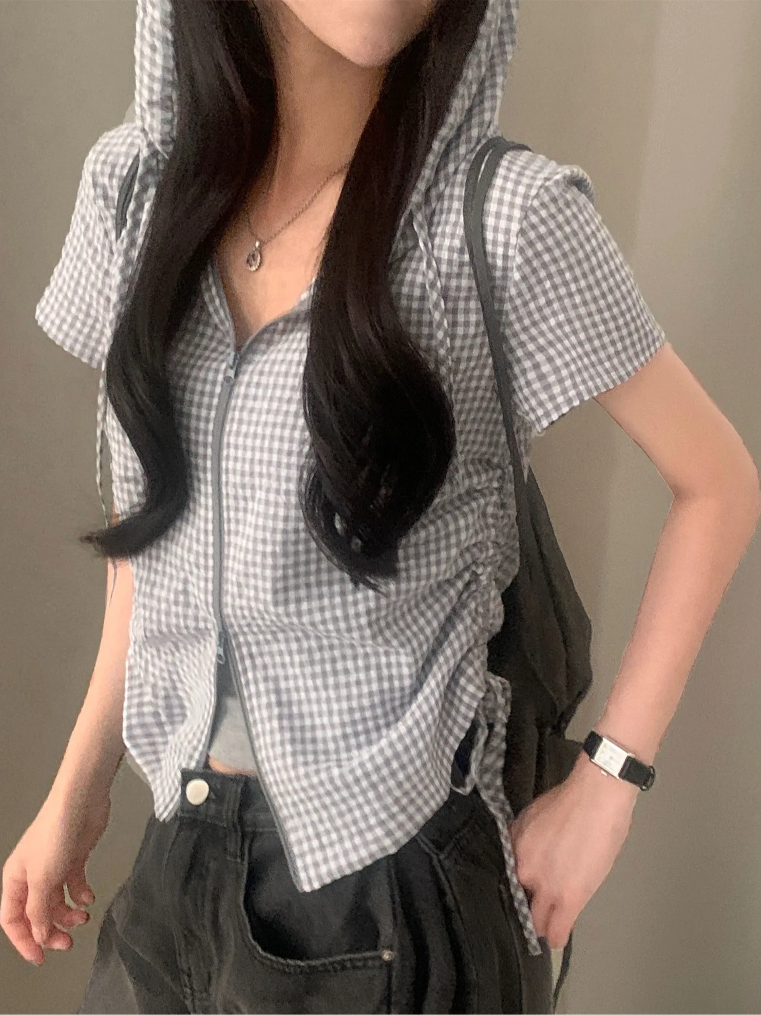 

Summer Plaid Hooded irt Women's Chic Faion Zipper Design ort Sve irt Sli Age-Defng Versatile Top