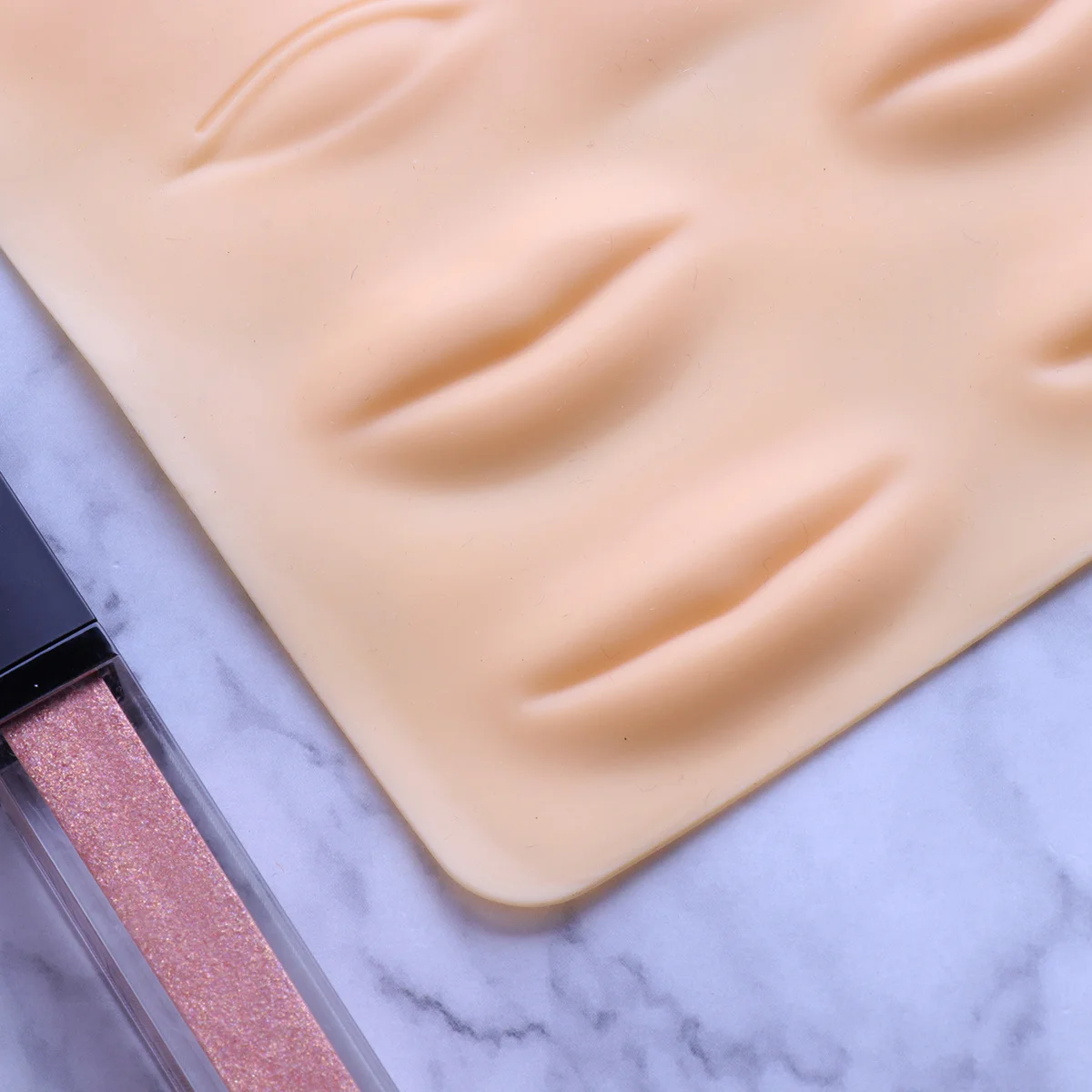 

1Pcs Silicone Practice Skin Embroidered Blank Soft Texture Face Skin for Makeup Practice Accurate Needle Depth Simulation