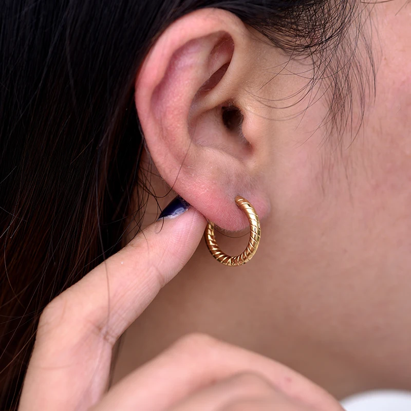 2 stücke Mode Edelstahl Hoop Ohrringe Für Frauen Männer Gold Silber Farbe Tiny Knorpel Piercing Trendy Weibliche Hoops Schmuck – Detail 2