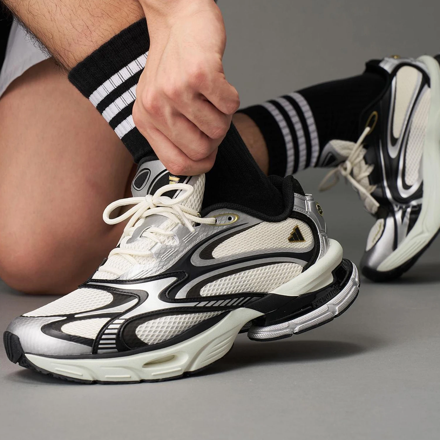 

Adidas Genuine FORMOTION Unisex Lace-Up Breathable Running Shoes JQ9349