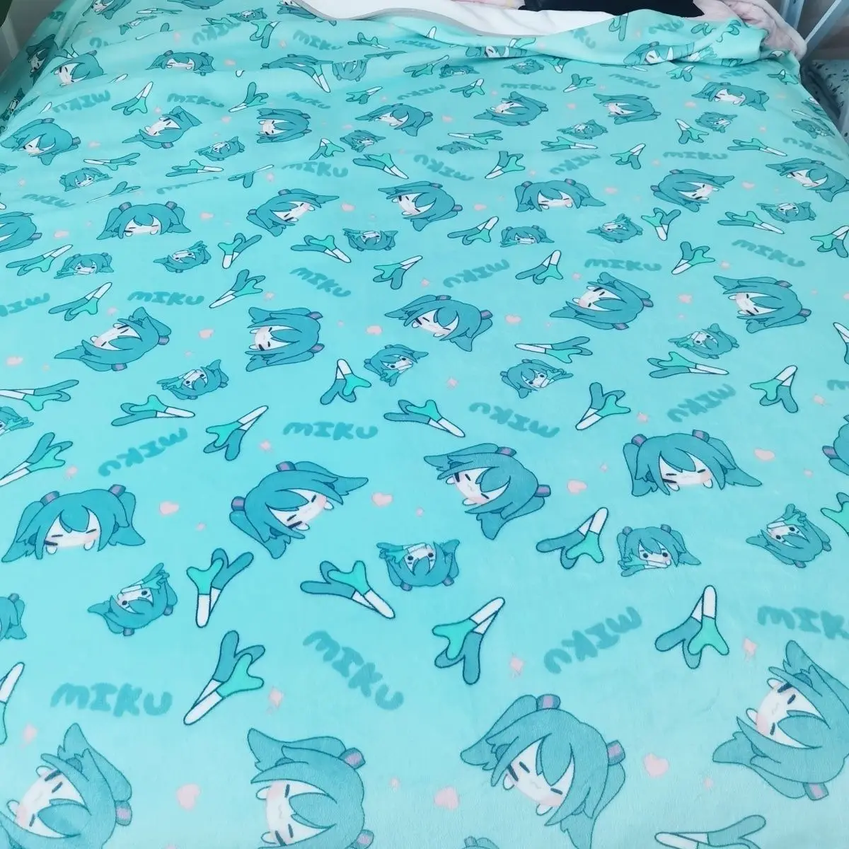 couverture-epaisse-peripherique-kawaii-hatsune-miku-draps-chauds-et-epais-pour-l'hiver-cadeaux-de-noel-pour-enfants