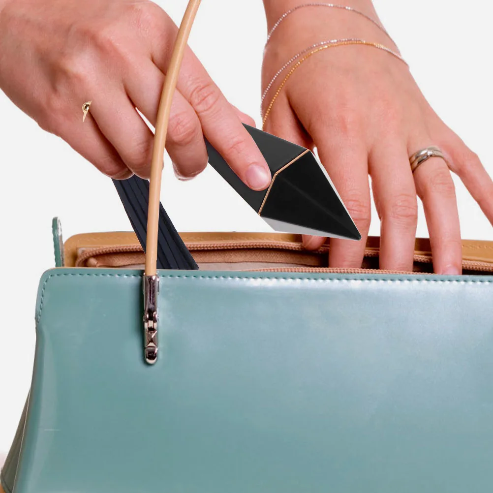 

3pcs Tassel Lipstick Tubes Lightweight Portable Lip Cream Container Empty Diy Tube For Travel Refillable Lipstick Bottle Stylish