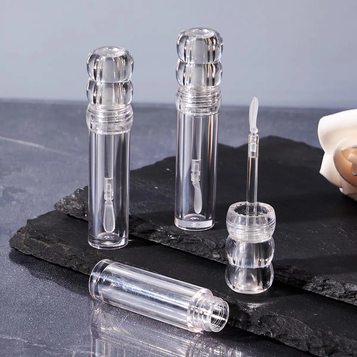 50pcs New All Transparent 3ML Empty Gourd Lip Gloss Bottle Round Makeup Packaging Clear Plastic Lipgloss Tube With Flat Brush