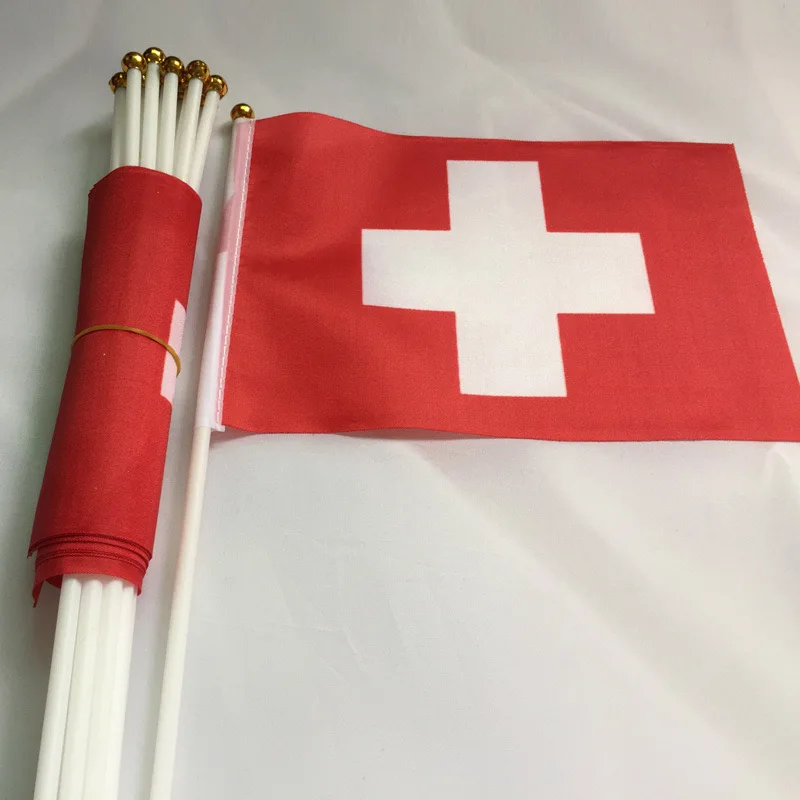 علم سويسرا الوطني ، 14x21 ، التلويح باليد