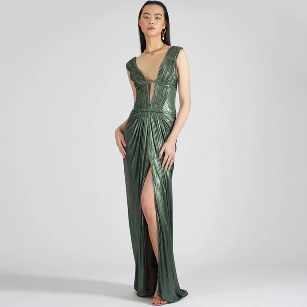 

Sexy V-Neck Sleeveless Prom Dresses Customized Green Satin Evening Dress Modern Open Back High Split Special Occasion Gowns