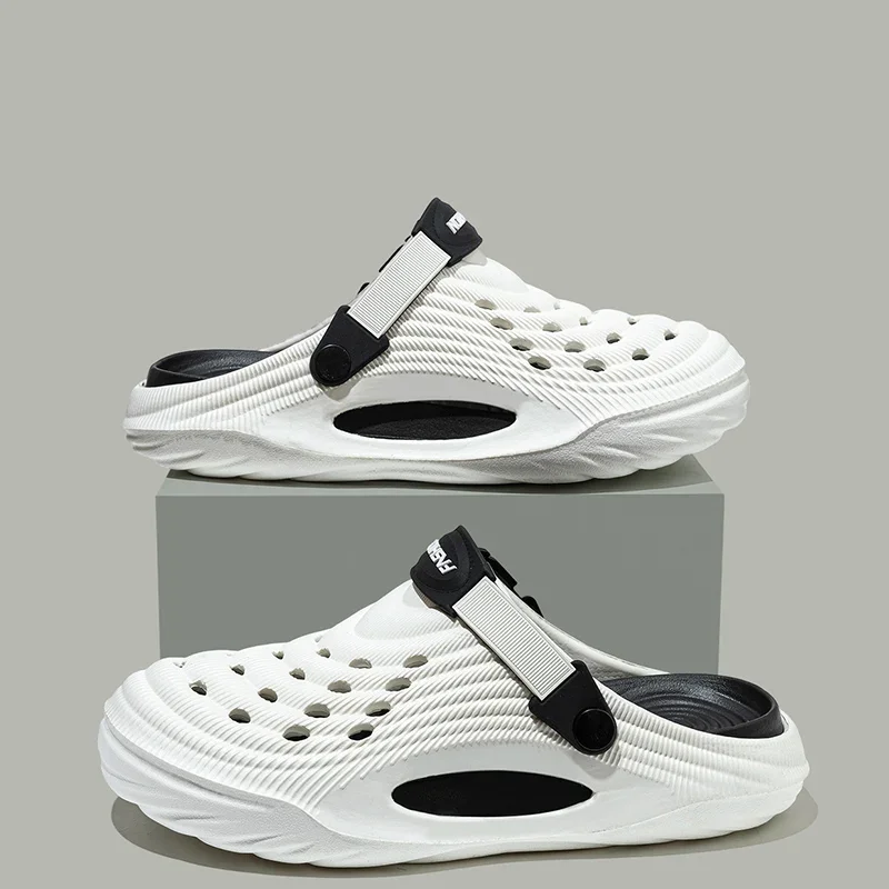 Modische 2026 Mix-Farben Herren Bequeme Dicke Plateau-Clogs Sommer Strand Outdoor Paar-Hausschuhe Weiche Sohle EVA Sandalen Slides
