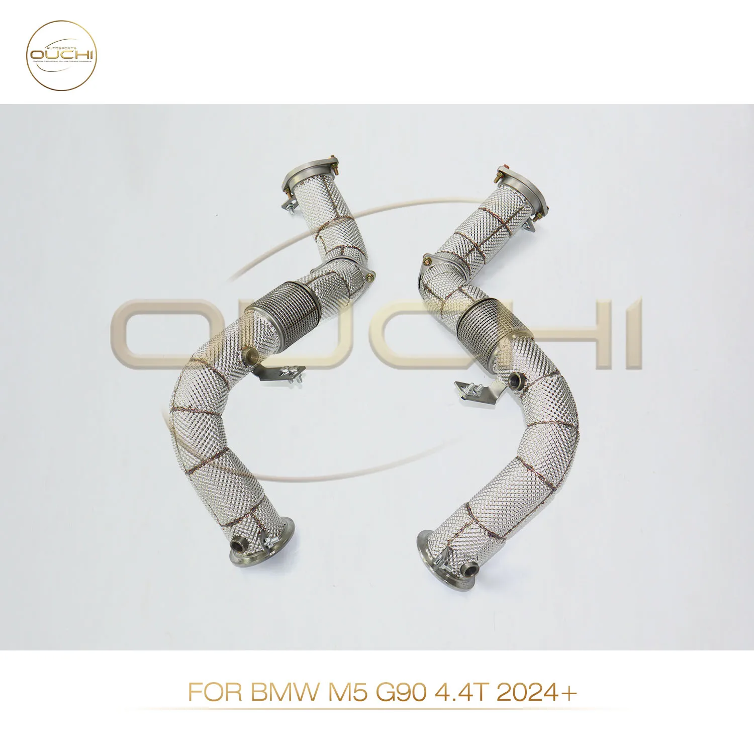 Downpipe per prestazioni di vendita diretta in fabbrica OUCHI per BMW M5 G90 4.4T 2024+ con scarico a tubo dritto con scudo termico