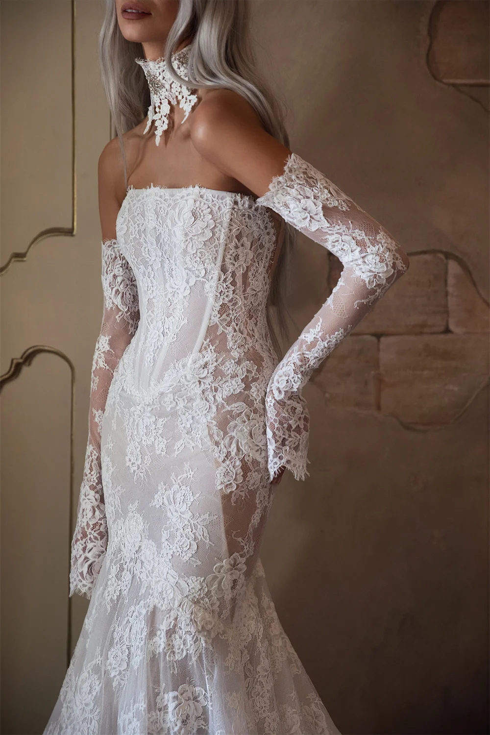 Tokyo Customized Elegant Strapless Wedding Dresses Long Sleeve Lace Court Train Bridal Gowns White Zip Mermaid Wedding Gowns