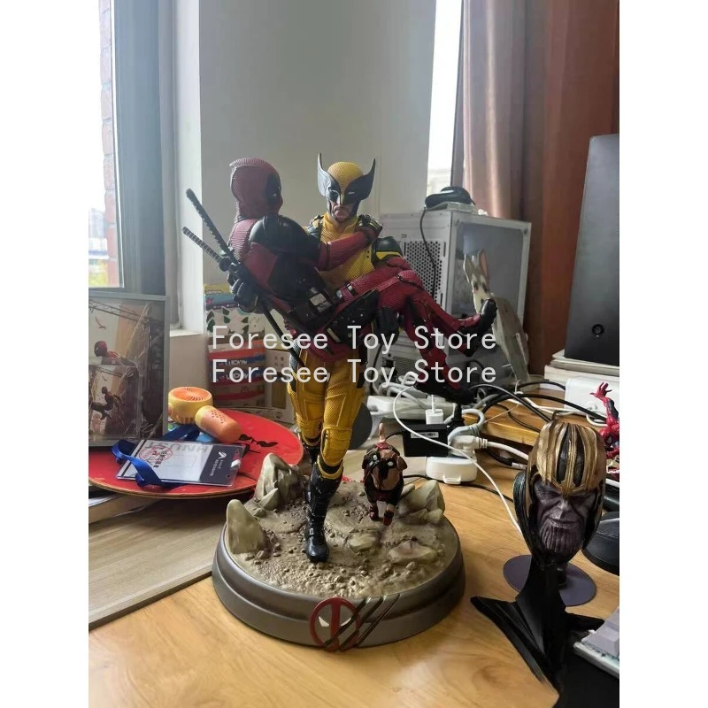 Figurka Wolverine Deadpool Anime 1/4 Marvel Kolekcja do Przytulania Model Komiksowy Figurka z Żywicy Ozdoba na Biurko Prezent Zabawki dla Dzieci