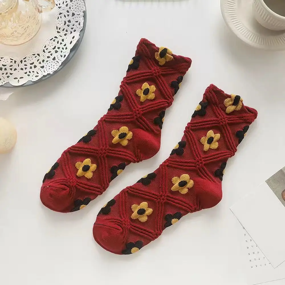 5 paires de chaussettes en coton pour femmes, douces, tendance, brodées, respirantes, mi-tube, bonneterie florale pour filles, chaussettes à fleurs d'automne pour femmes