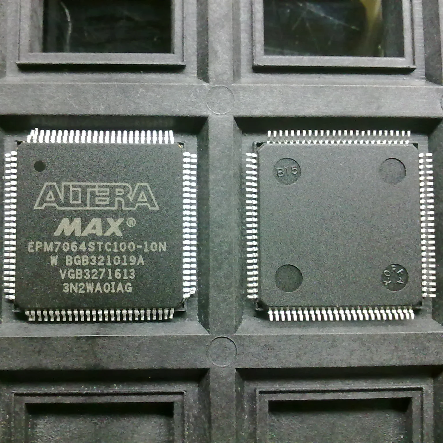 1~10pcs/lot EPM7064STC100-10N 7N EPM7064STI100-7N 10N QFP 100% Brand New Original.
