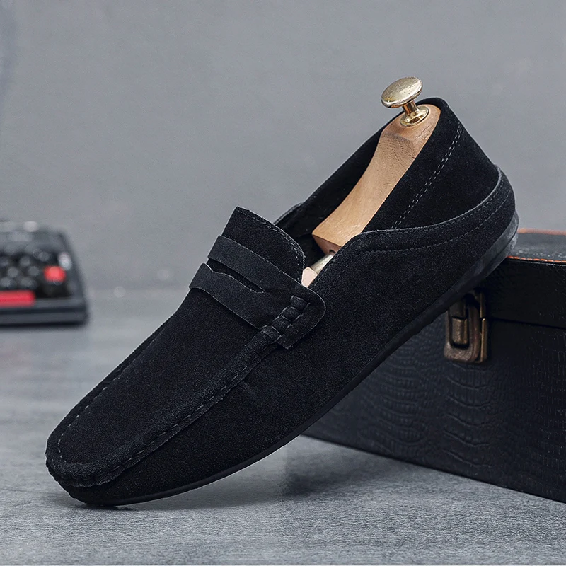 New Suede Men Casual Shoes Fashion Male Lazy Shoes Breathable Comfort Slip-on Mens Driving Shoes Luxury Brand Loafers Moccasins