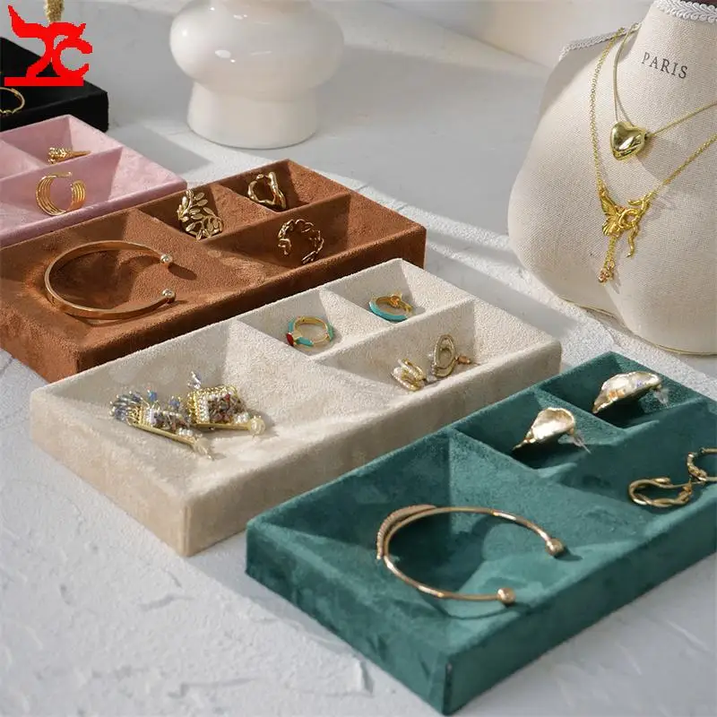 

Красивый поднос для демонстрации ювелирных изделий, многосекционный органайзер для колец, серег, ожерелий, украшение для витрины ювелирного магазина