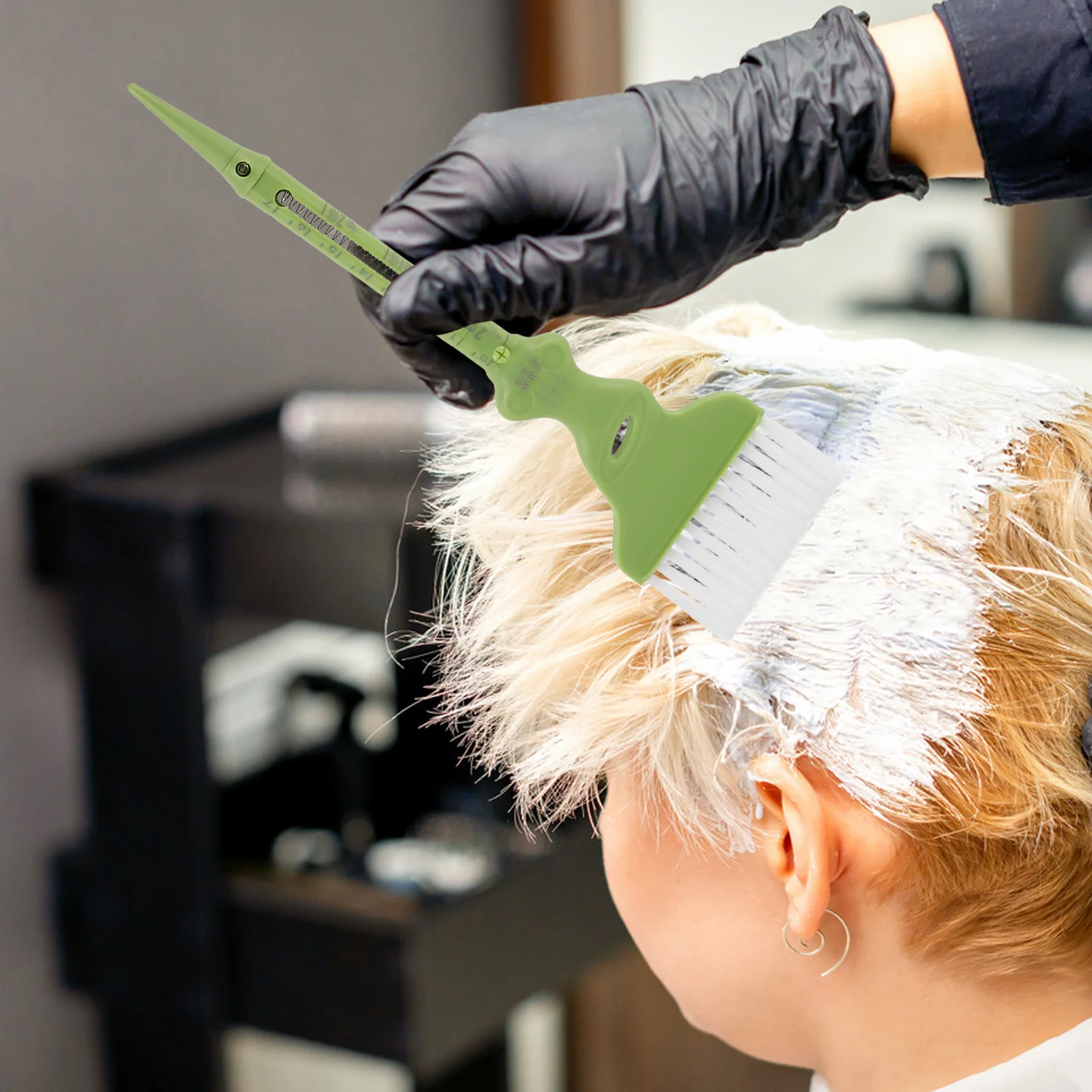 

Hair Dye Brush Resistance Evenly Distributed Bristles Professional Home Use Hair Coloring Kit Supplies