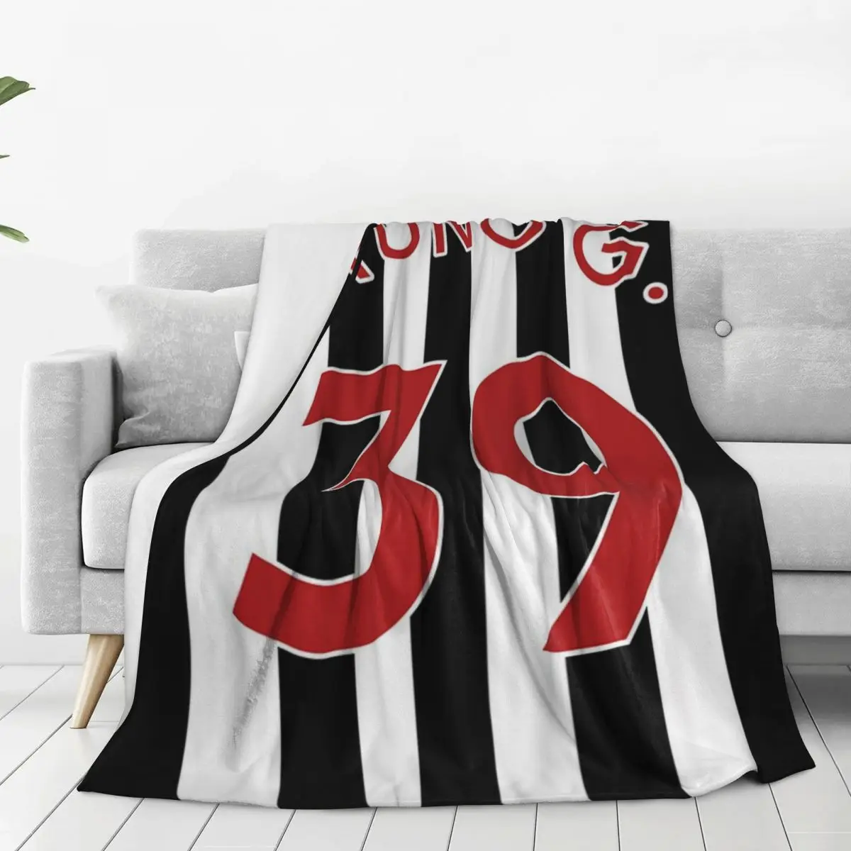 برونو Guimaraes 39 NEWCASTLE البطانيات لينة الدافئة الفانيلا رمي غطاء بطانية للسرير غرفة المعيشة نزهة السفر أريكة المنزل