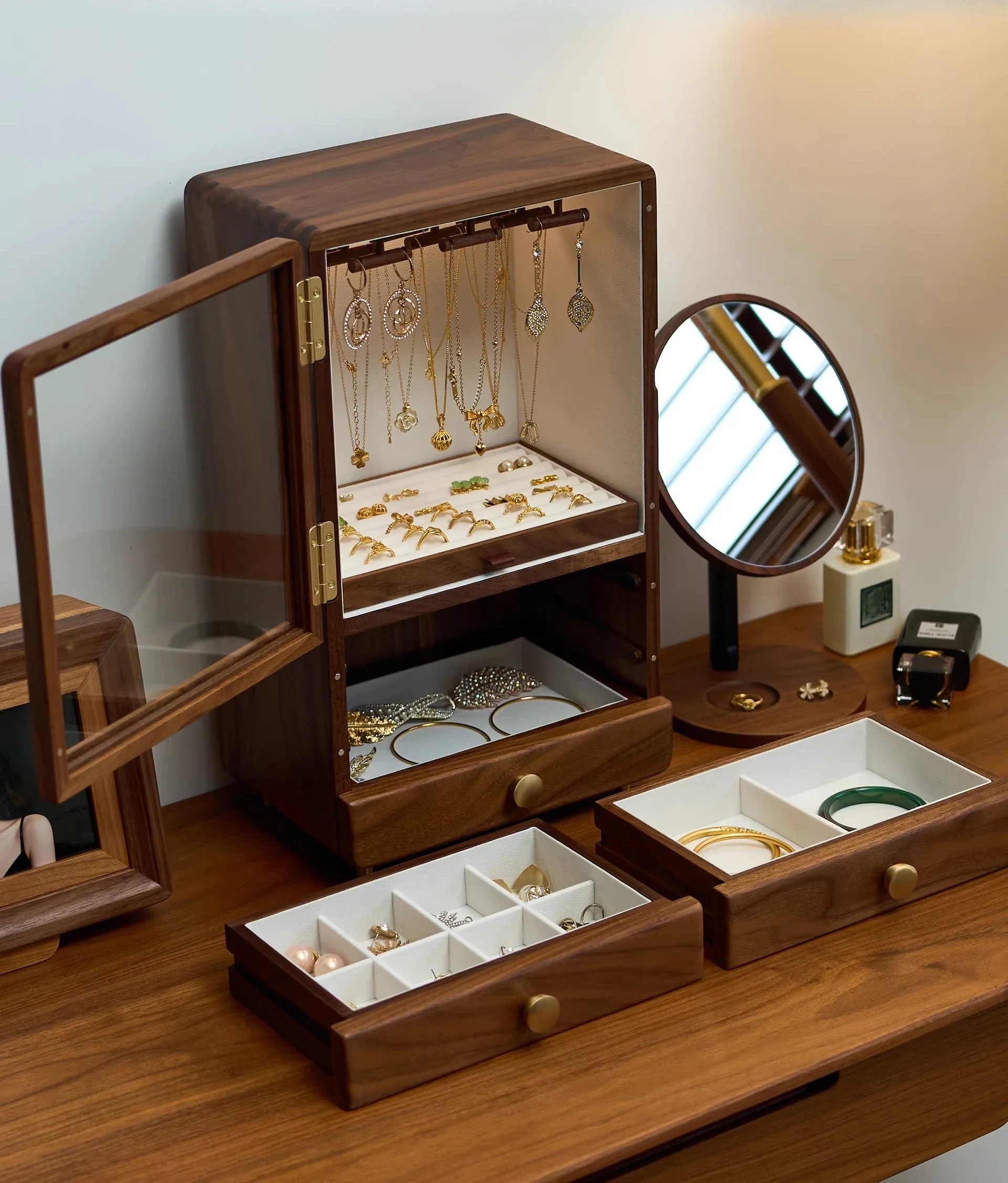 Black walnut jewelry box, jewelry necklace display cabinet, drawer type sensor light large capacity jewelry cabinet