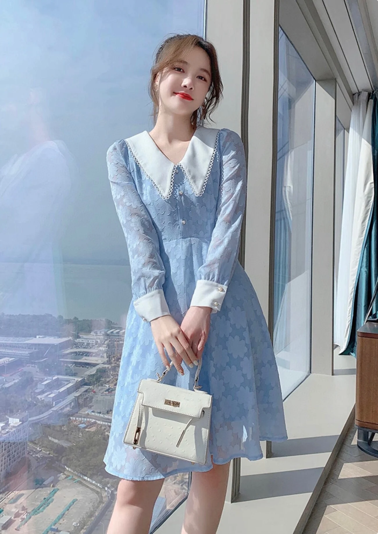 

Winter 2023 Autumn New and Women's Contrast Color Lace Lapel Patchwork Burnt Flower Dress 1006