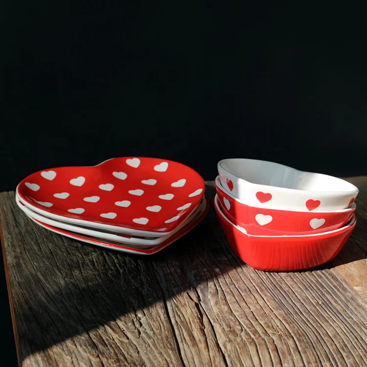 

Creative Cerc Dert Plate Heart aped Pastries Bowl Special Form Dining Utensils Di for Adults Cartoon Anime Design