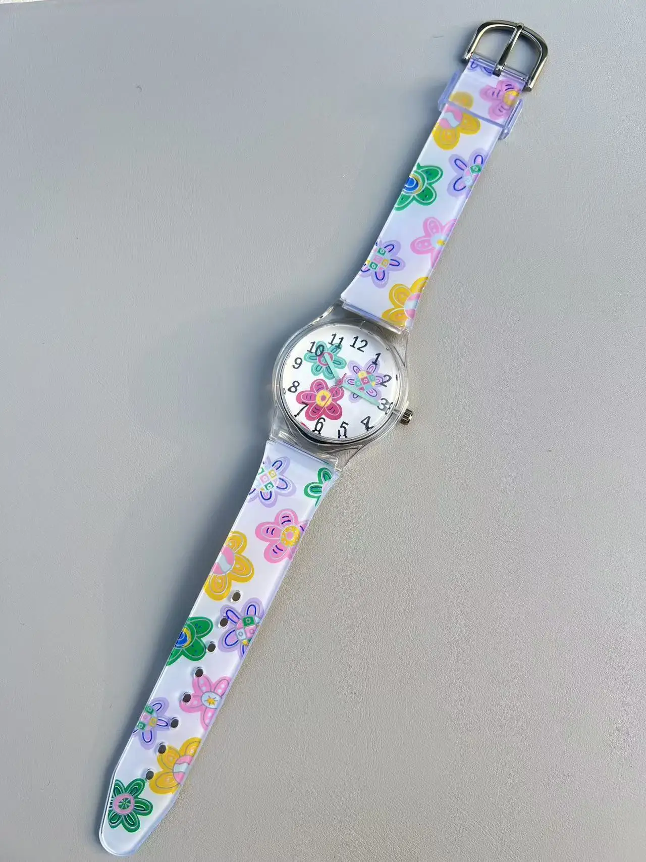Orologi al quarzo per bambini di alta qualità, nuovi orologi alla moda per studenti, orologi sportivi morbidi e impermeabili con cuore e farfalla, regali di Natale