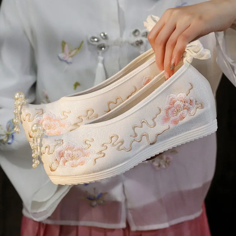 Pearls Inner Height Increase Head Cloth Shoes Women Ancient Style Embroidery Ethnic Style Hanfu Shoes