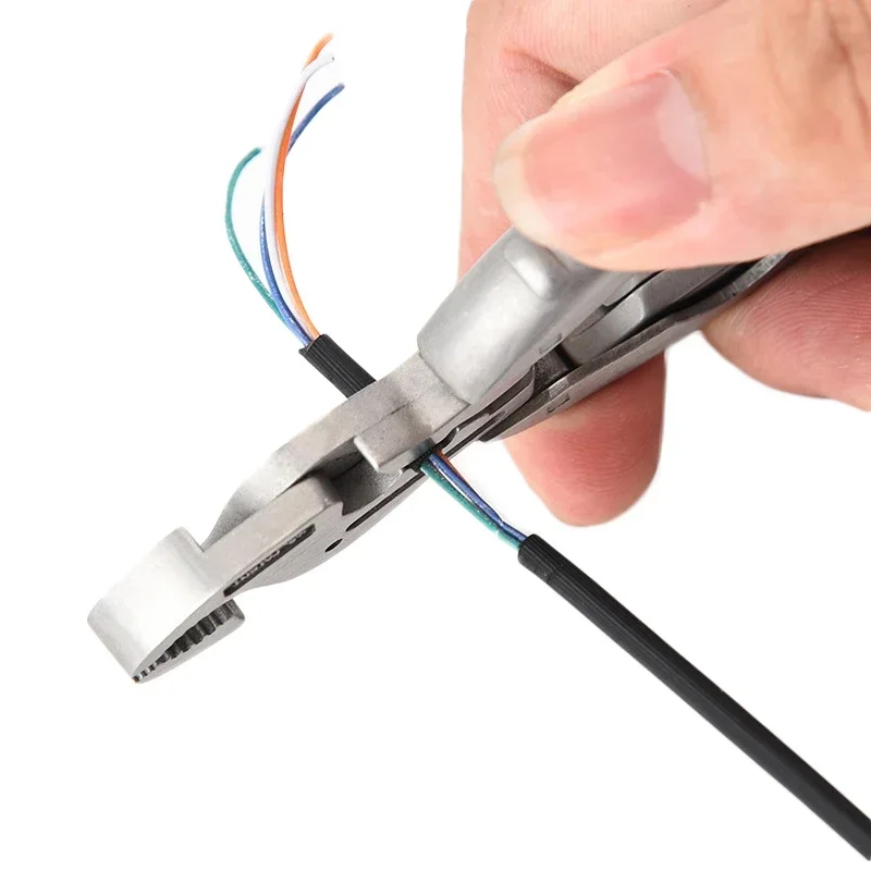 Super Mini Multifunctional Tool 9 in 1 Outdoor Folding Plier Wire Stripper Multitool Pliers Screwdriver Wire Twisting Tool Set