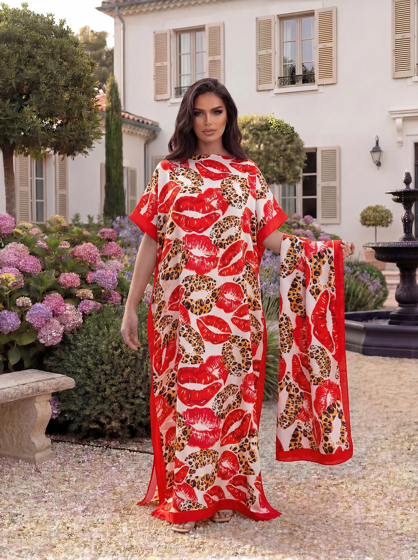 Bold Lip Print Leopard Mixed Satin Abaya Scarf Set, Loose Batwing Maxi Kaftan For Muslim Women Summer Beach Holiday Wear