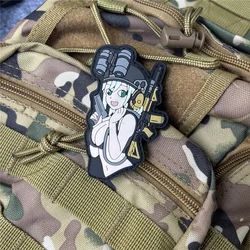 Parche táctico PVC militar chica con gancho para mochila