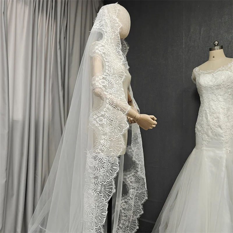 Customized Mantilla Veil with Wide Eyelash Lace, Ivory Chantilly Lace Wedding Veil with Hidden Comb, 2.5m/3m/3.5m/4m Long Veil