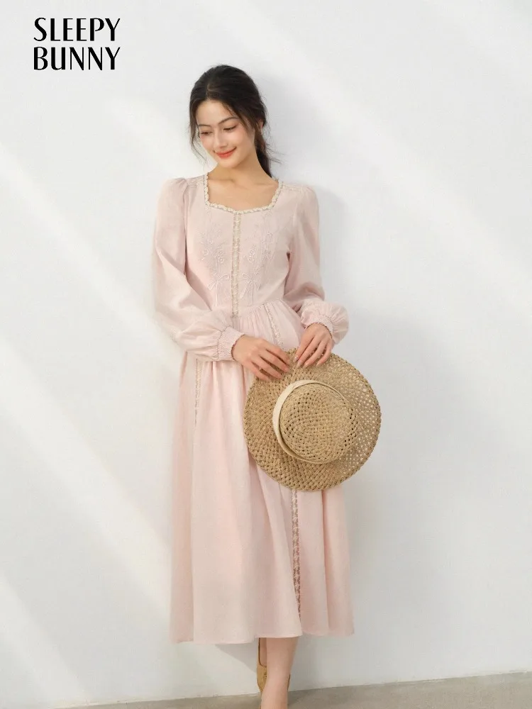 

Elegant Retro Hollow Out Long Sleeve French Maxi Dress Women Sweet Lace Trim Lantern Sleeve Slim Waist Outfit Autumn Petite Look