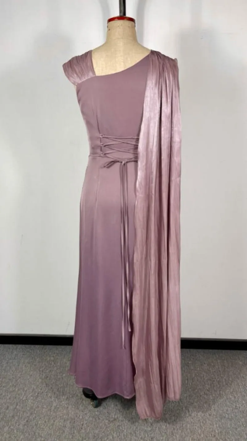 새틴 리본 하이웨이스트 플리츠 파티 드레스 2026 신상 우아한 솔리드 컬러 민소매 이브닝 드레스 여성 패션 슬림 롱 드레스