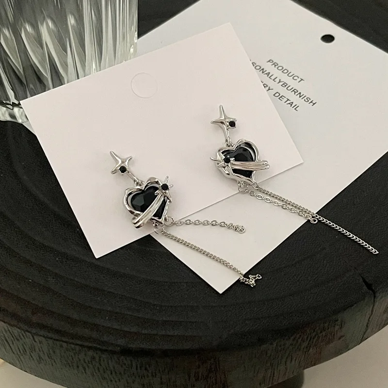 Exquisite Black Crystal Heart Dangle Earrings for Women Charm Lava Shining Star Long Tassel Earrings Fashion Jewelry Accessories