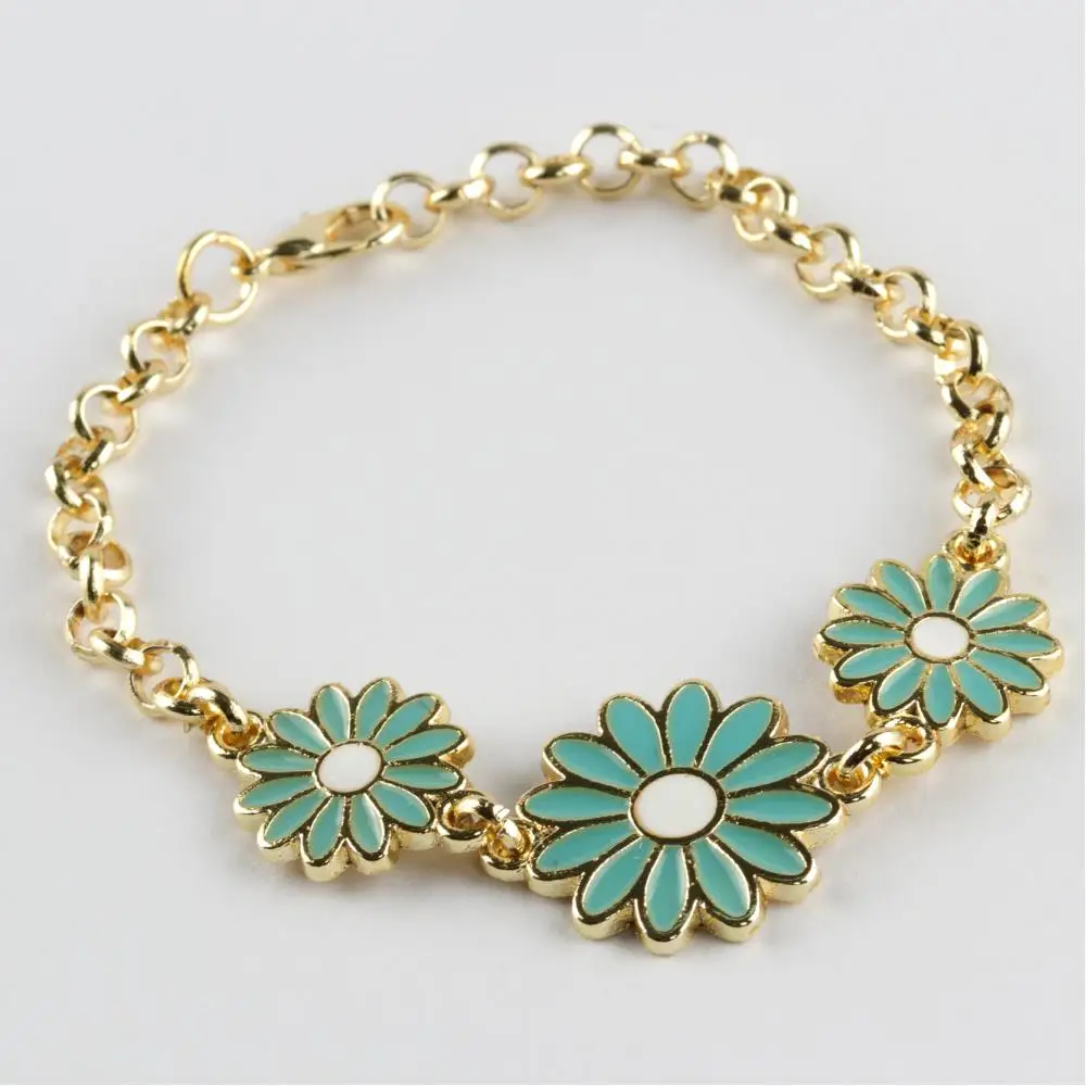 Daisy Figural Chain Bracelet